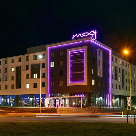 Moxy Edinburgh Airport Ingliston Exterior foto
